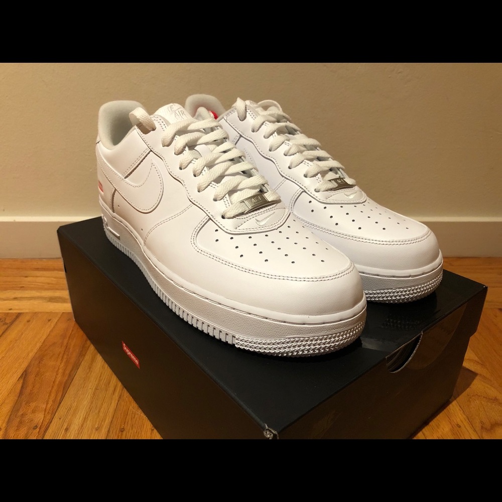 Nike Supreme Airforce 1 White Low 10.5 DS NIB